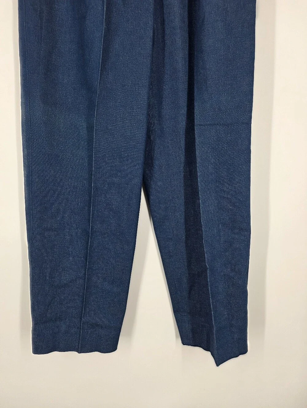 Alfred Dunner Womens Size 8 Blue Denim Stretch Pants Elastic Waist Pleated Taper